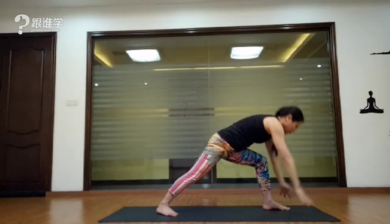 瑜伽初学课程视频 399291_d74014c4b203e6aa694a492ee5c02368_0kZRxJ44.jpg