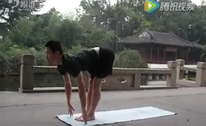 阿师汤嘎瑜伽