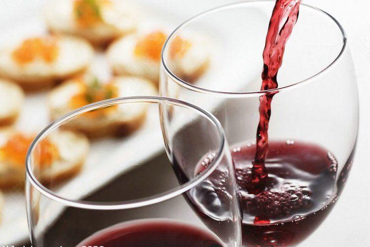 葡萄酒品鉴 (现场体验课)_红酒鉴赏_许志刚-跟谁学