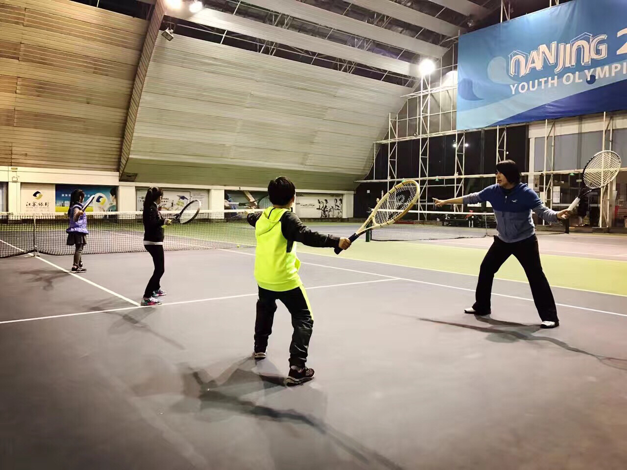 十堂课快速掌握网球技艺_网球_艾昀乐-跟谁学