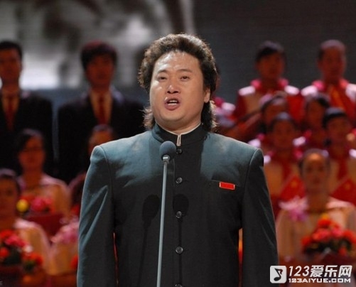 "世界第四大男高音"——戴玉强